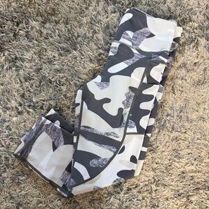 ZYIA Gray Camo Leggings